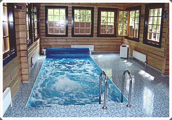 дом с бассейном - особенный